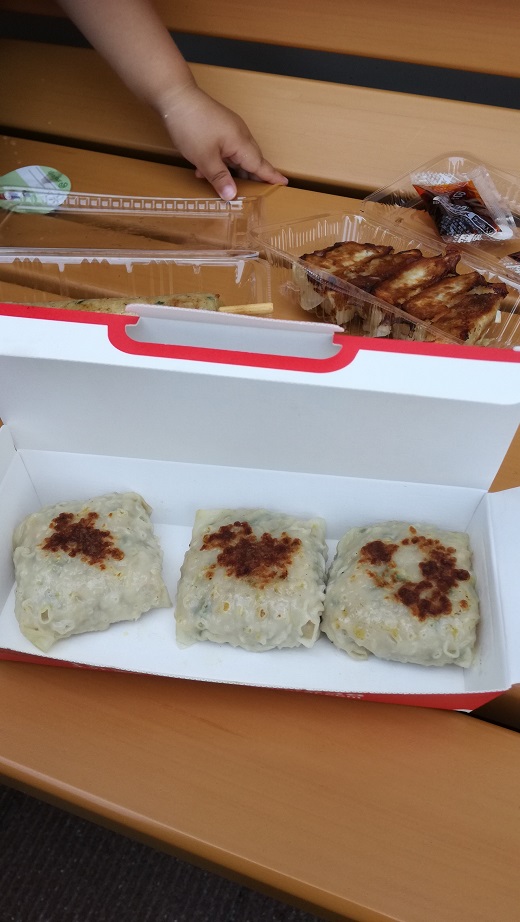 中京競馬場餃子まつり萬焼