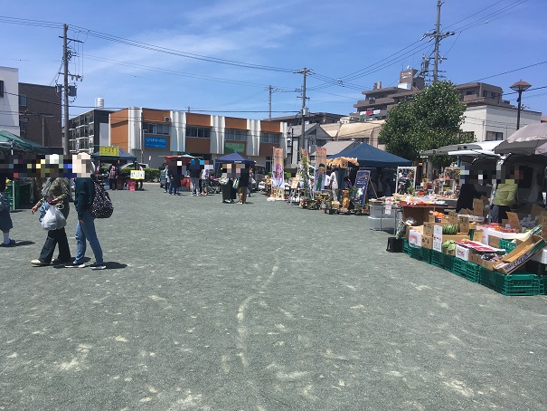 井ノ花公園　軽トラ市