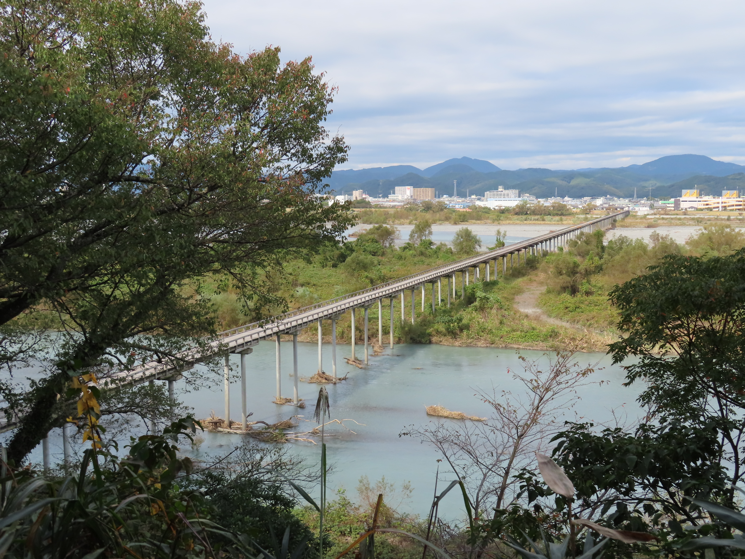 蓬莱橋全景