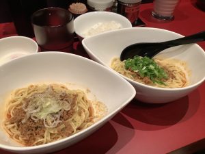 広島の汁なし担々麺