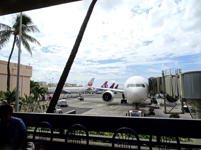 ハワイ　ダニエル国際空港