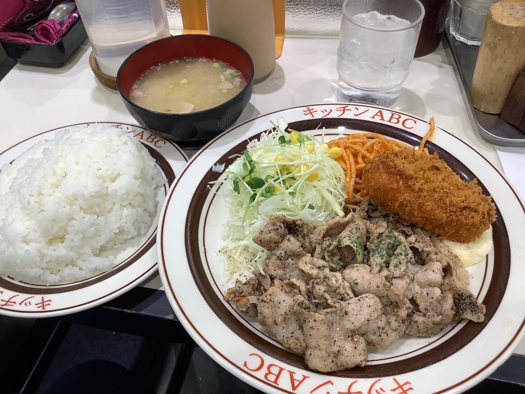 池袋の定食屋さん