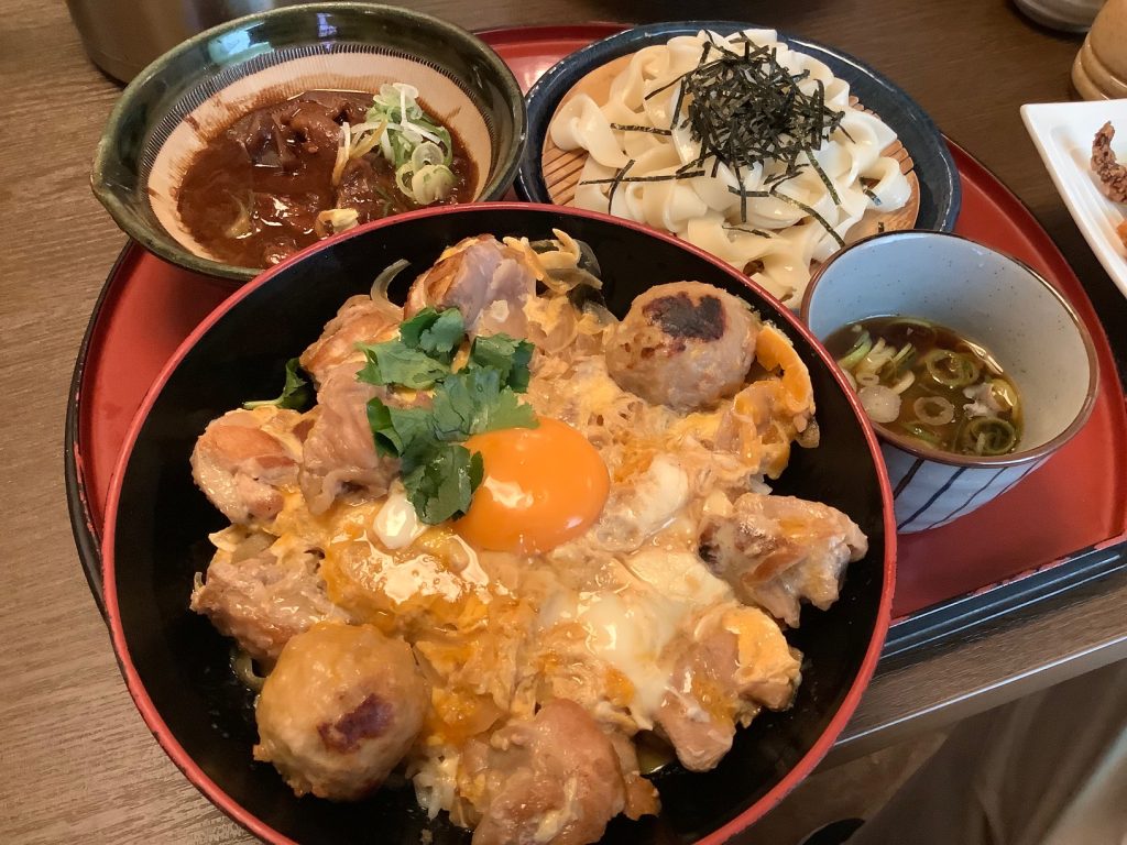 豊明市さがみの親子丼