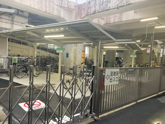 前後駅北　駐輪場