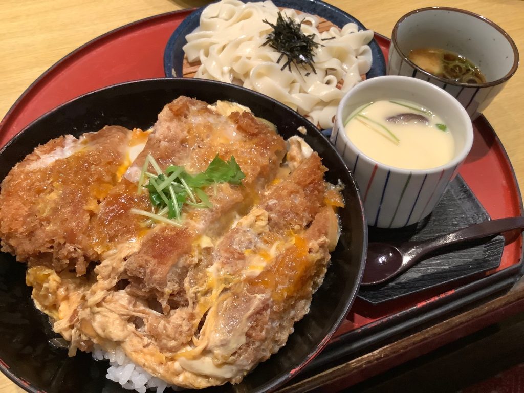 豊明市 さがみのかつ丼