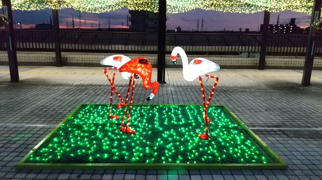 前後駅イルミネーション　フラミンゴ