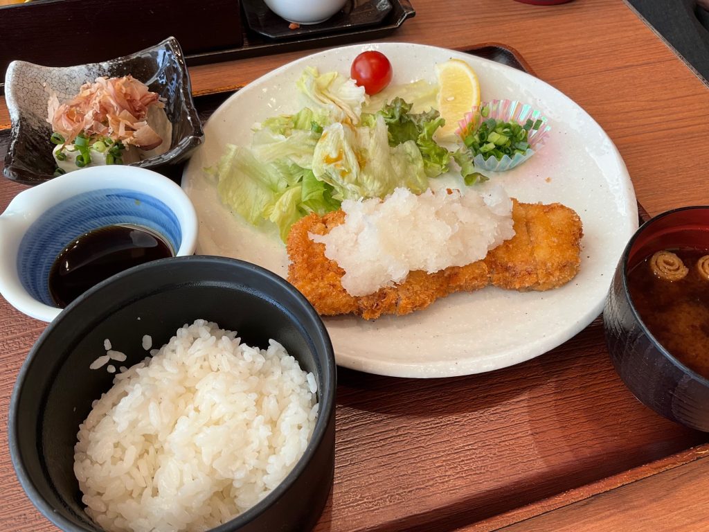 名古屋のとんかつ定食